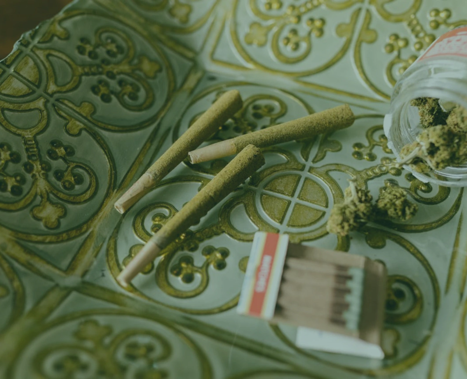 image of best pre rolls in nyc on a plate